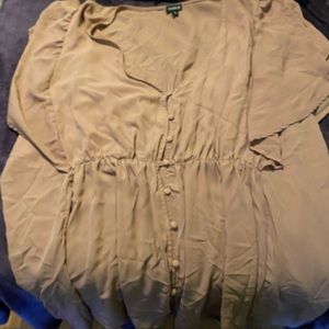 Torrid light pink short sleeve blouse